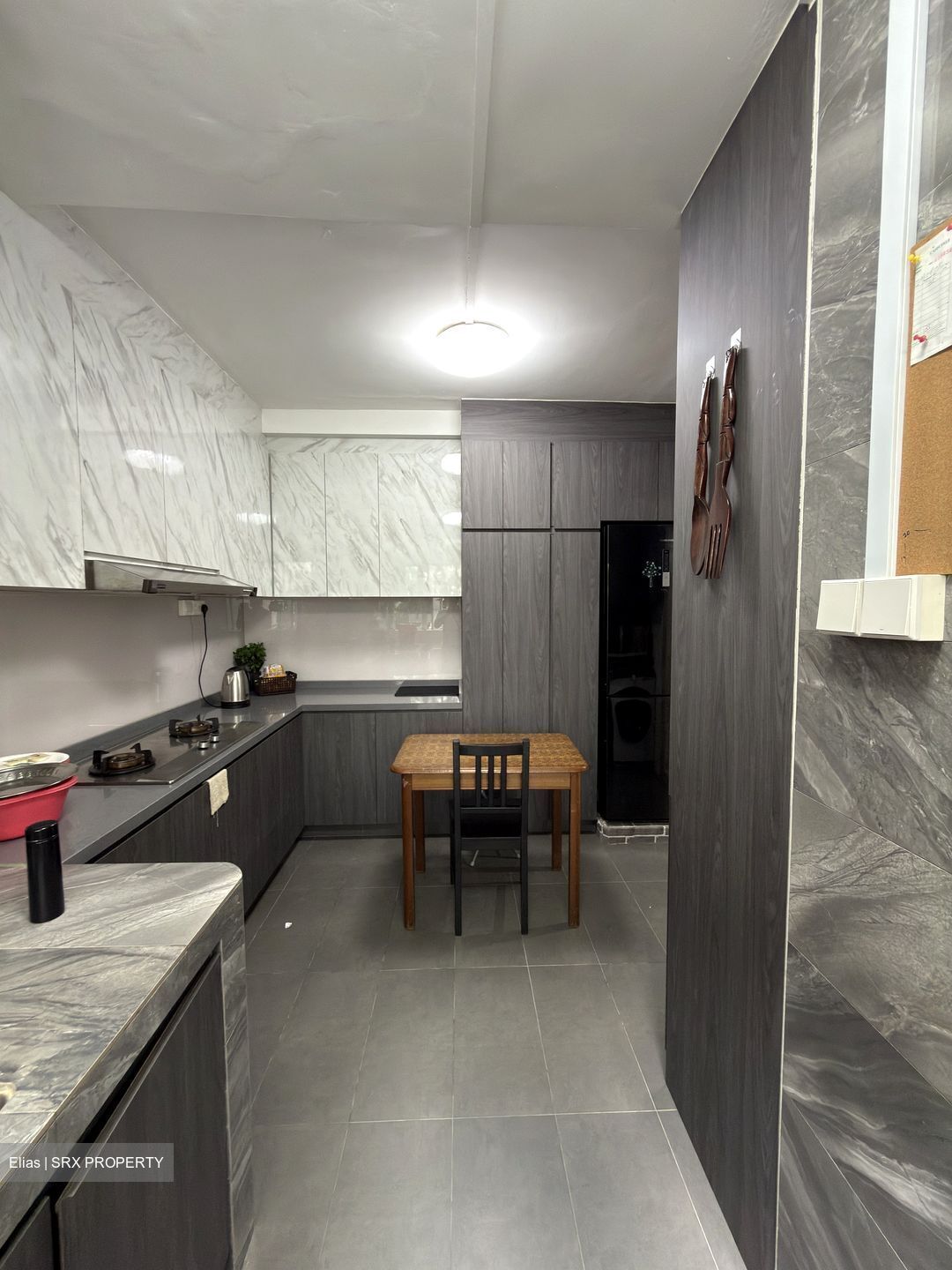 Blk 408 Hong Kah Court (Jurong West), HDB Executive #540151381